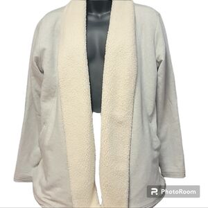Eddie Bauer woman's button- less soft throw on jacket. Size small